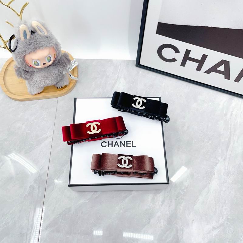 CHanel Hair Grab clip dx70